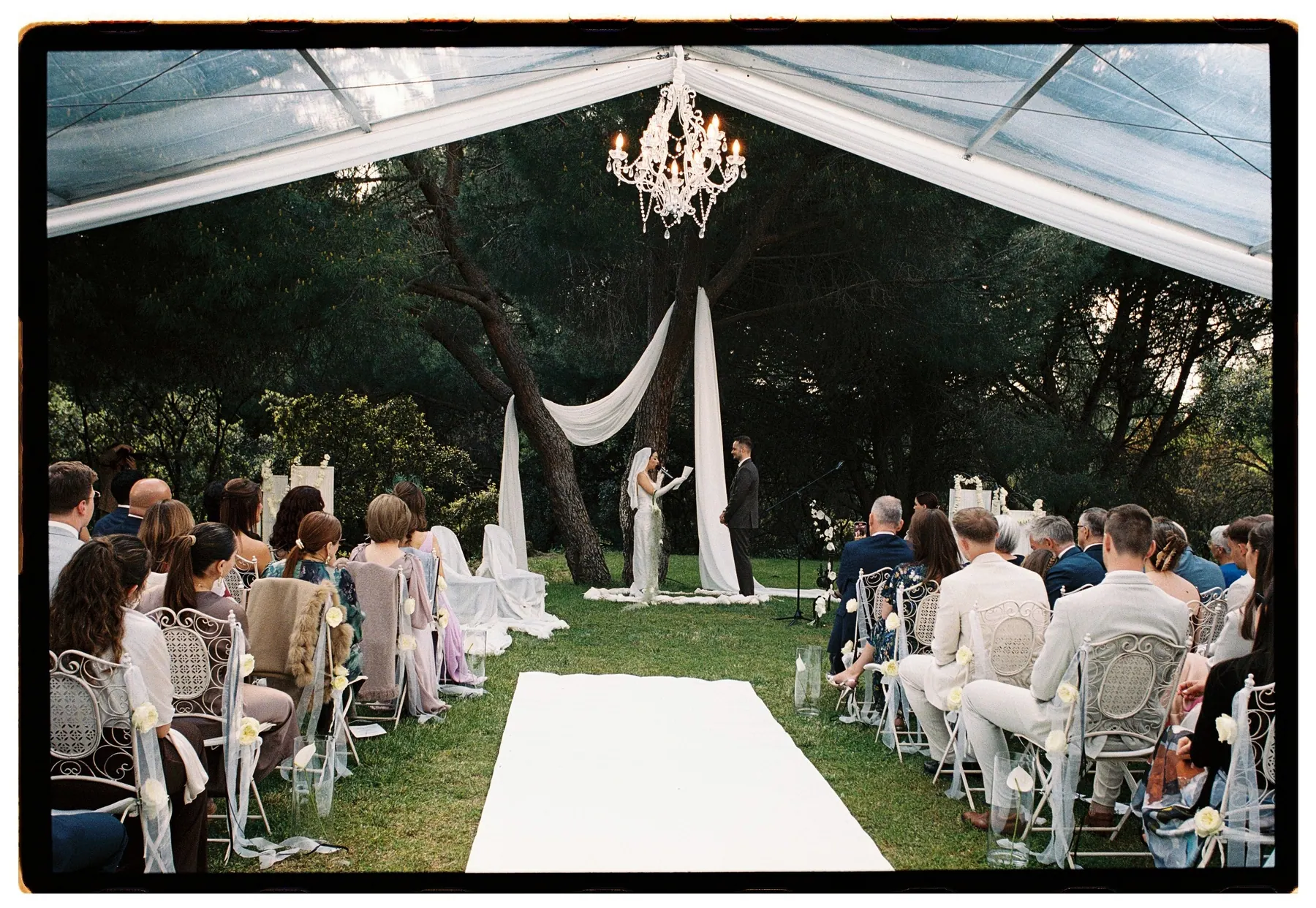 Ceremonia de boda en jardín